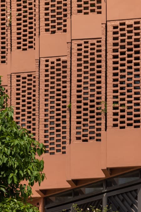 CUBE (Creative Usage of Bricks & Earth)
